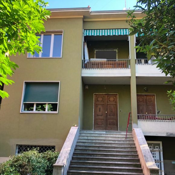 Rifacimento facciata palazzina Via Mascagni