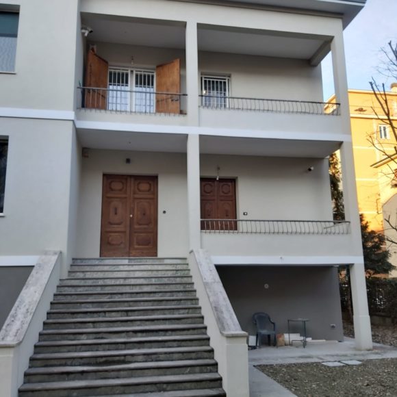 Rifacimento facciata palazzina Via Mascagni